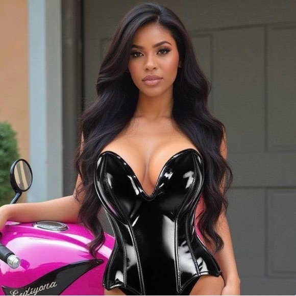 Daisy Corsets Top Drawer Steel Boned Black Patent
Plunge Neckline Corset, S,NWT - Picture 2 of 15